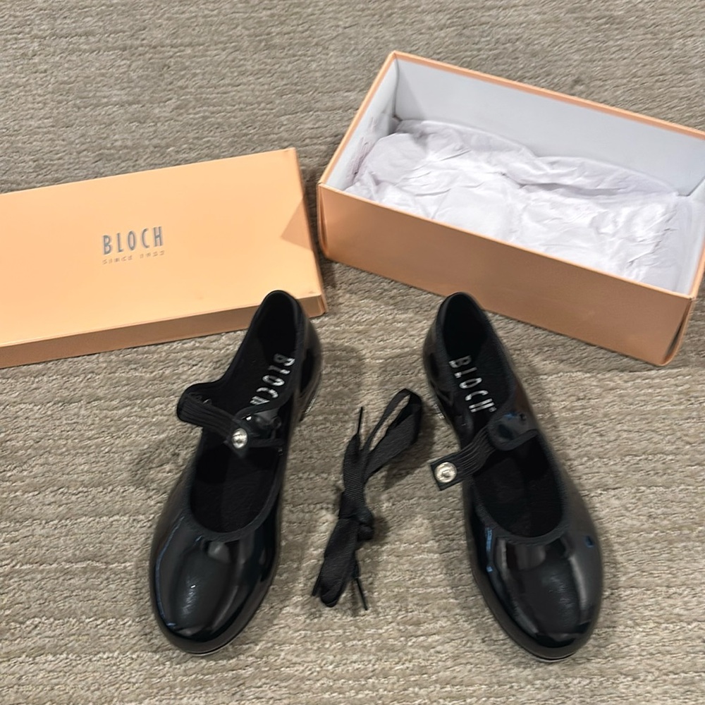 Brand New Bloch tap shoes
